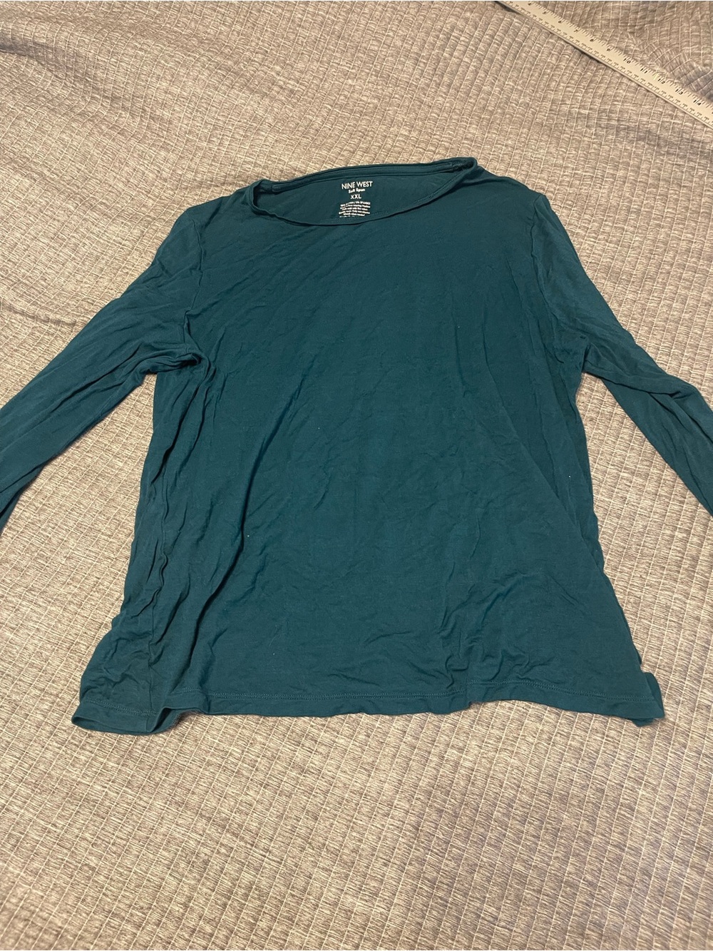 Nine West Teal Long Sleeve Tee stretchy and light